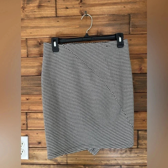 A.L.C Jupiter Houndstooth Ruffled Mini Skirt Size 4 New with Tags - Picture 5 of 9